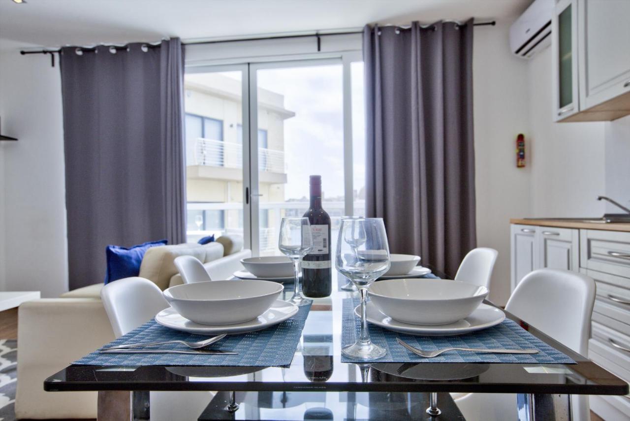 Bastions Seaview Apartments And Duplex Penthouse In Sliema By Shortletsmalta Exterior photo
