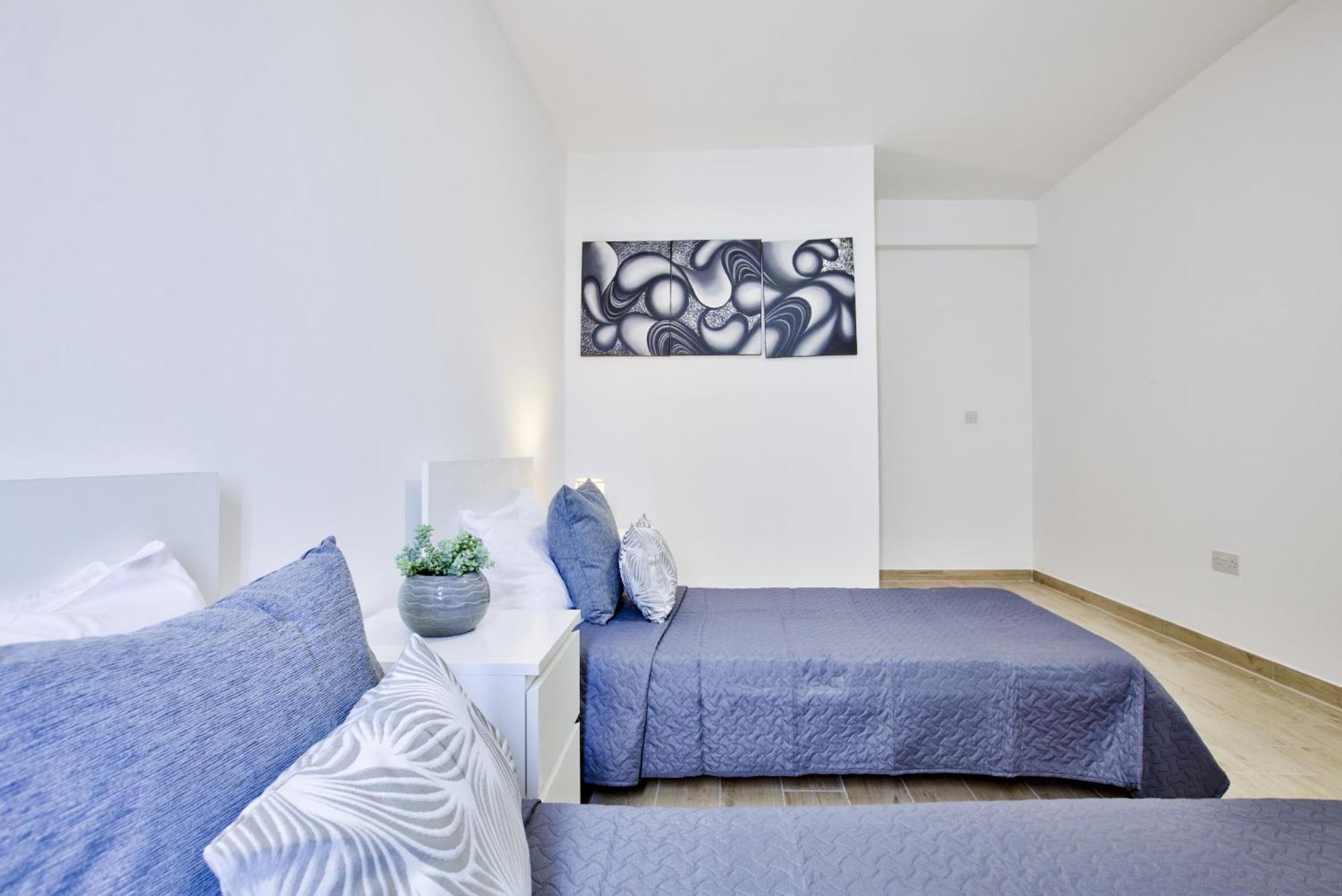 Bastions Seaview Apartments And Duplex Penthouse In Sliema By Shortletsmalta Exterior photo