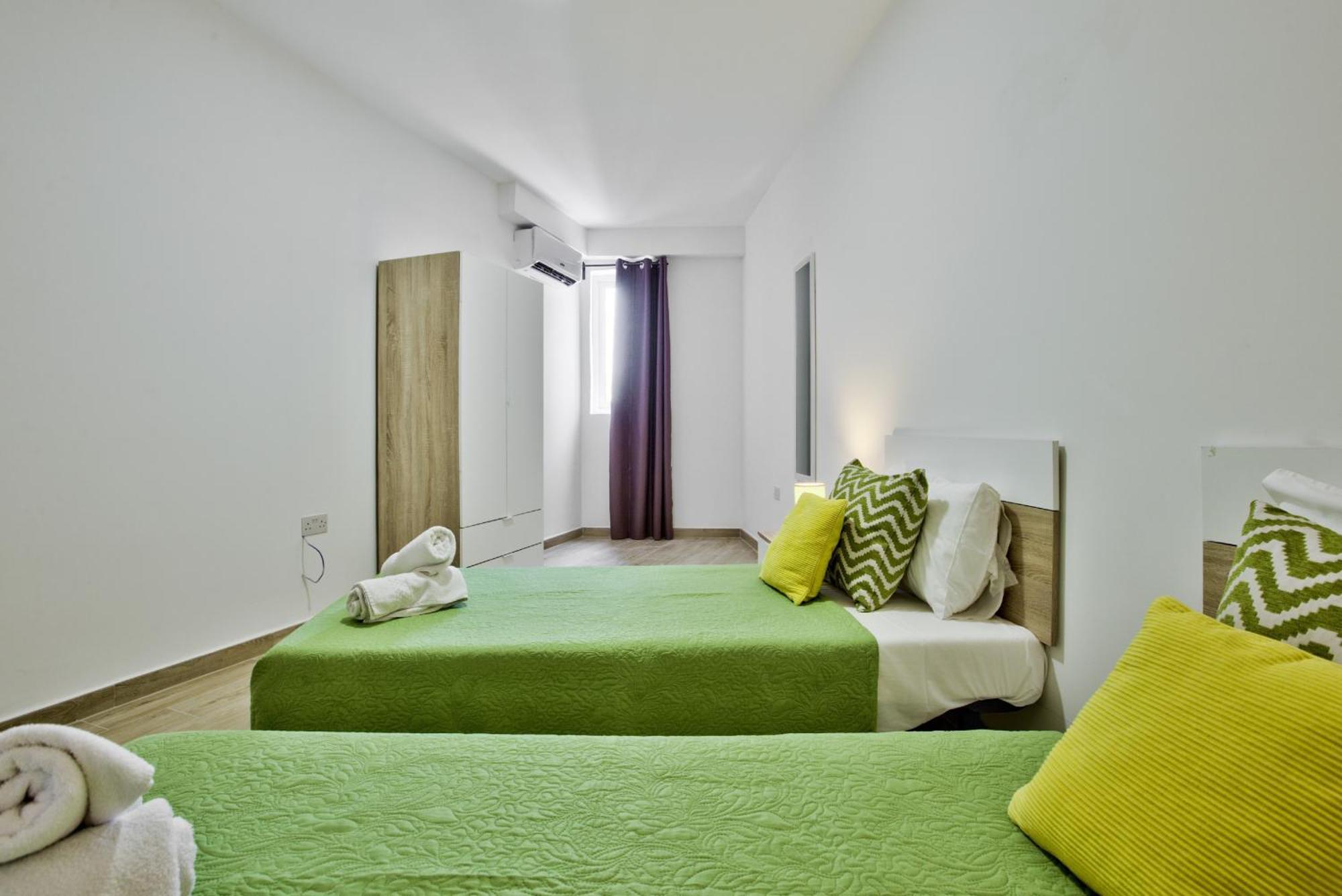 Bastions Seaview Apartments And Duplex Penthouse In Sliema By Shortletsmalta Exterior photo